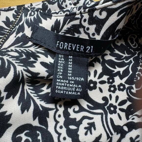 Forever 21 Black and Cream Tank Dress. Size M - Picture 5 of 6